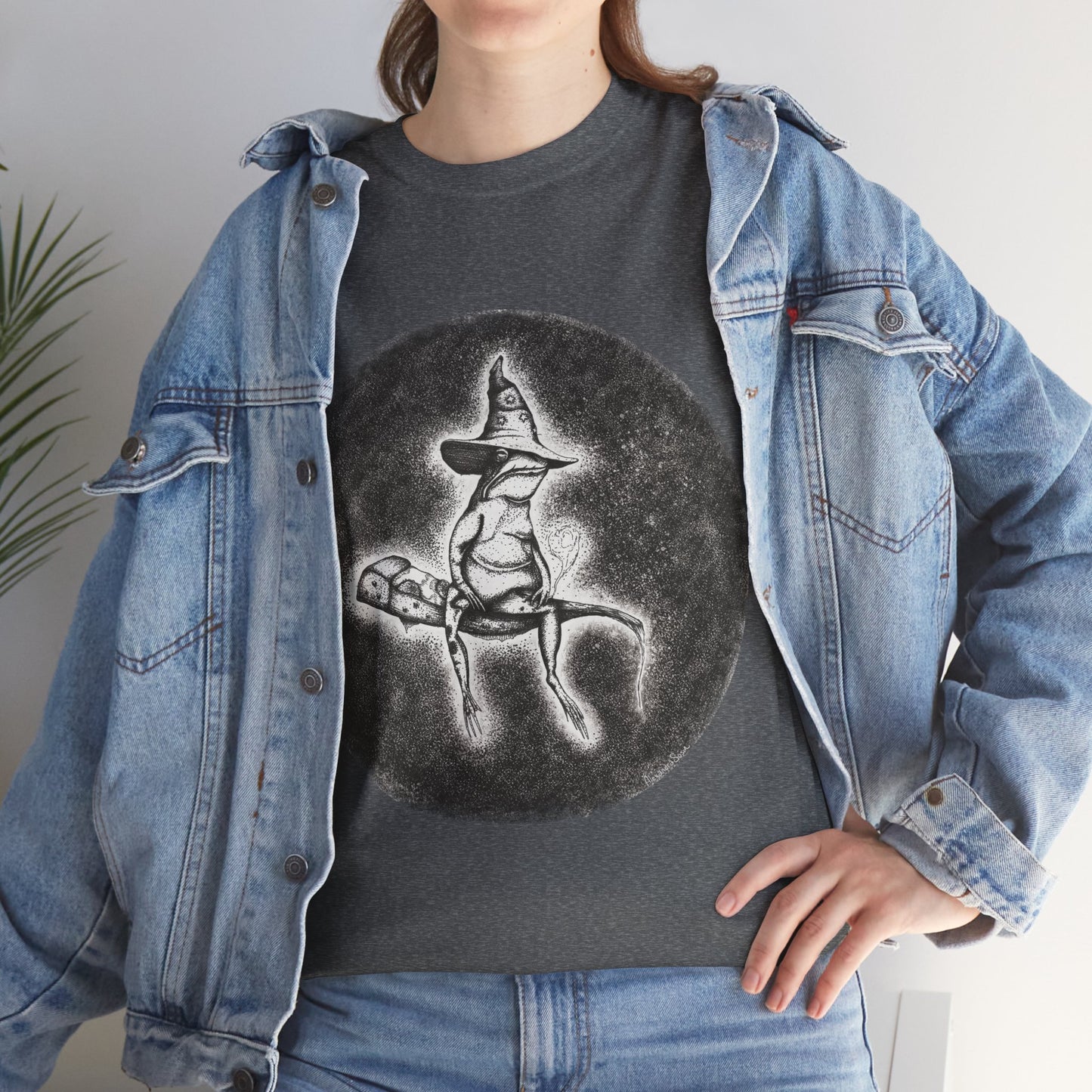 "Wizard Frog" Unisex Heavy Cotton T-Shirt