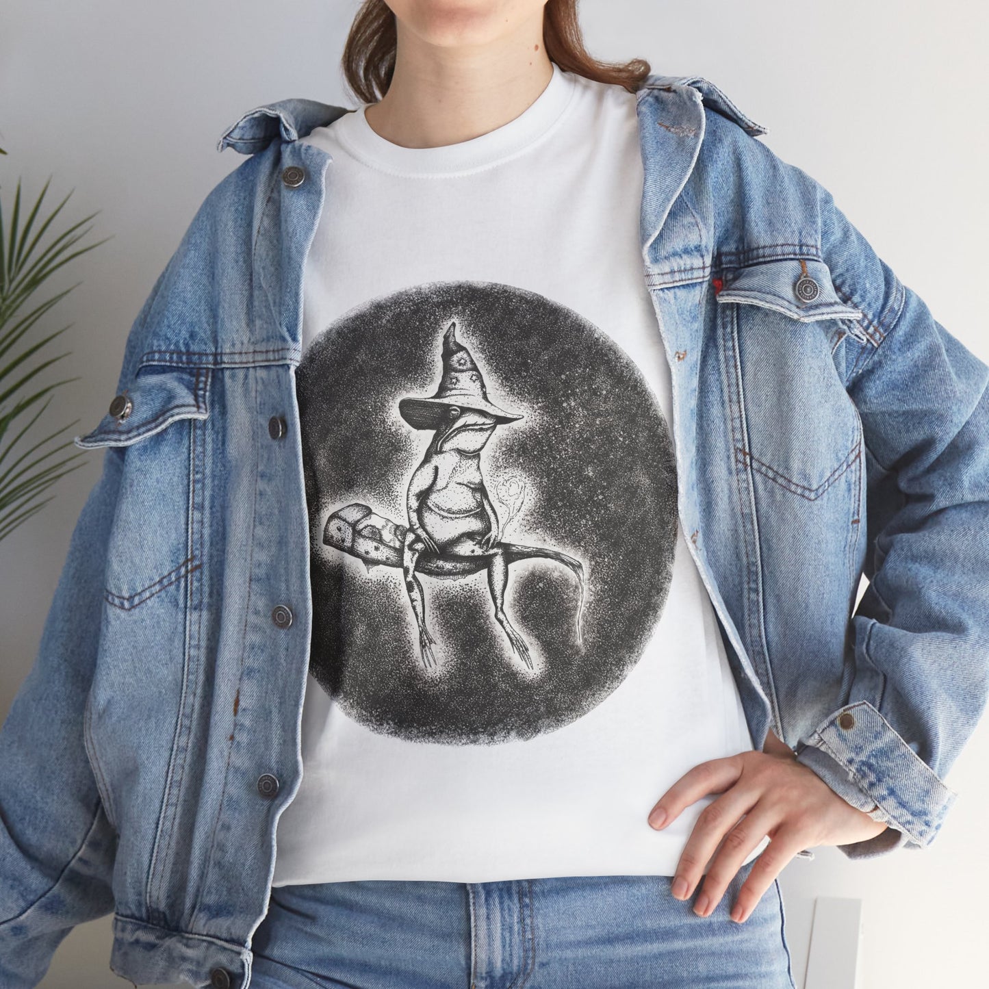 "Wizard Frog" Unisex Heavy Cotton T-Shirt