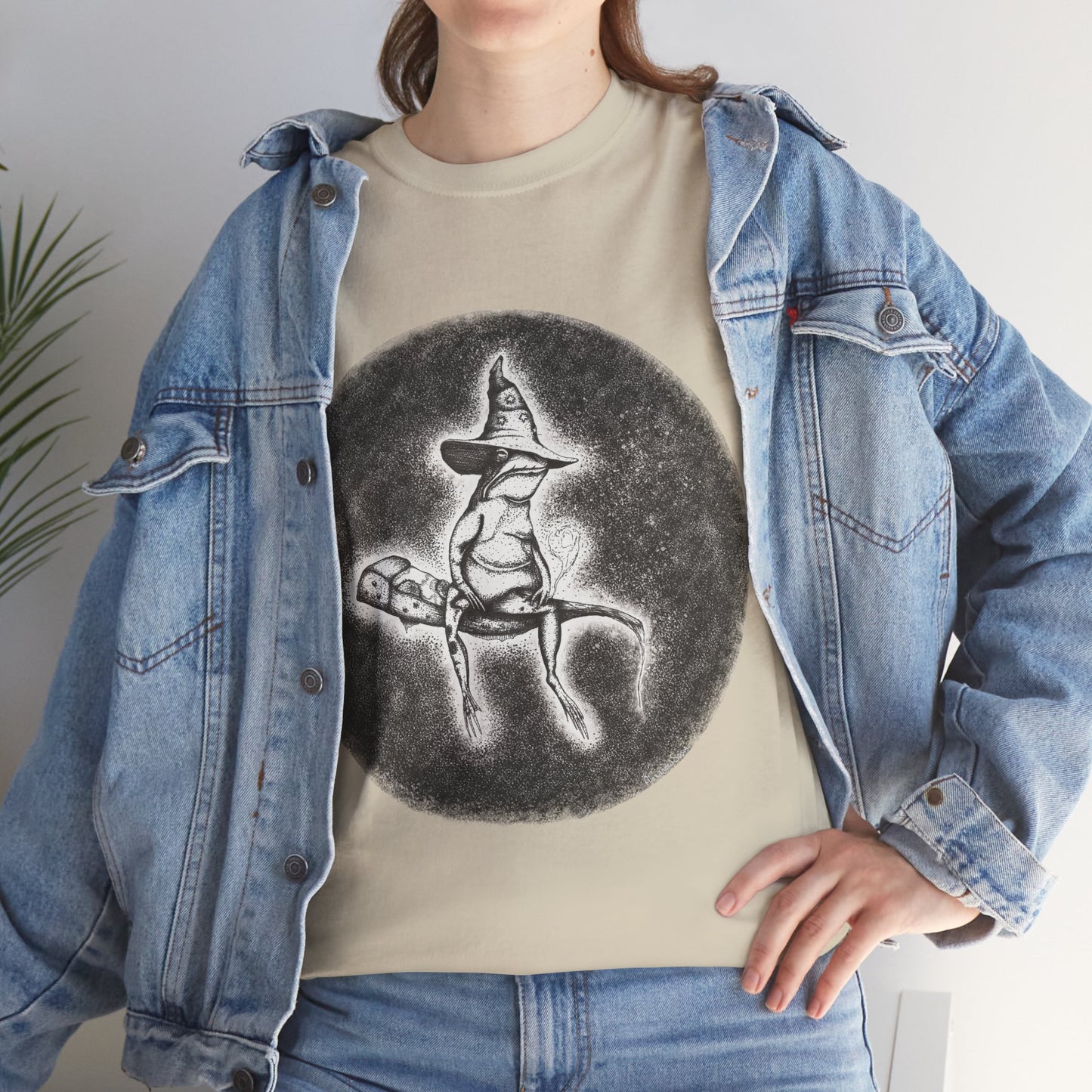 "Wizard Frog" Unisex Heavy Cotton T-Shirt